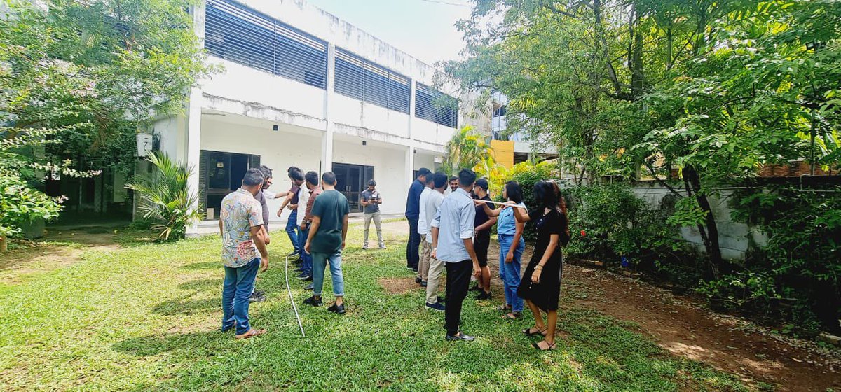 LiberalFellows1's tweet photo. Liberal fellowship had a fun and interactive workshop day for our members on 13th November 2022 consisting of various team building activities, group activities and model parliamentary sessions focusing on building a better Sri Lanka for all Sri Lankans. https://t.co/m9OF3TCjyH