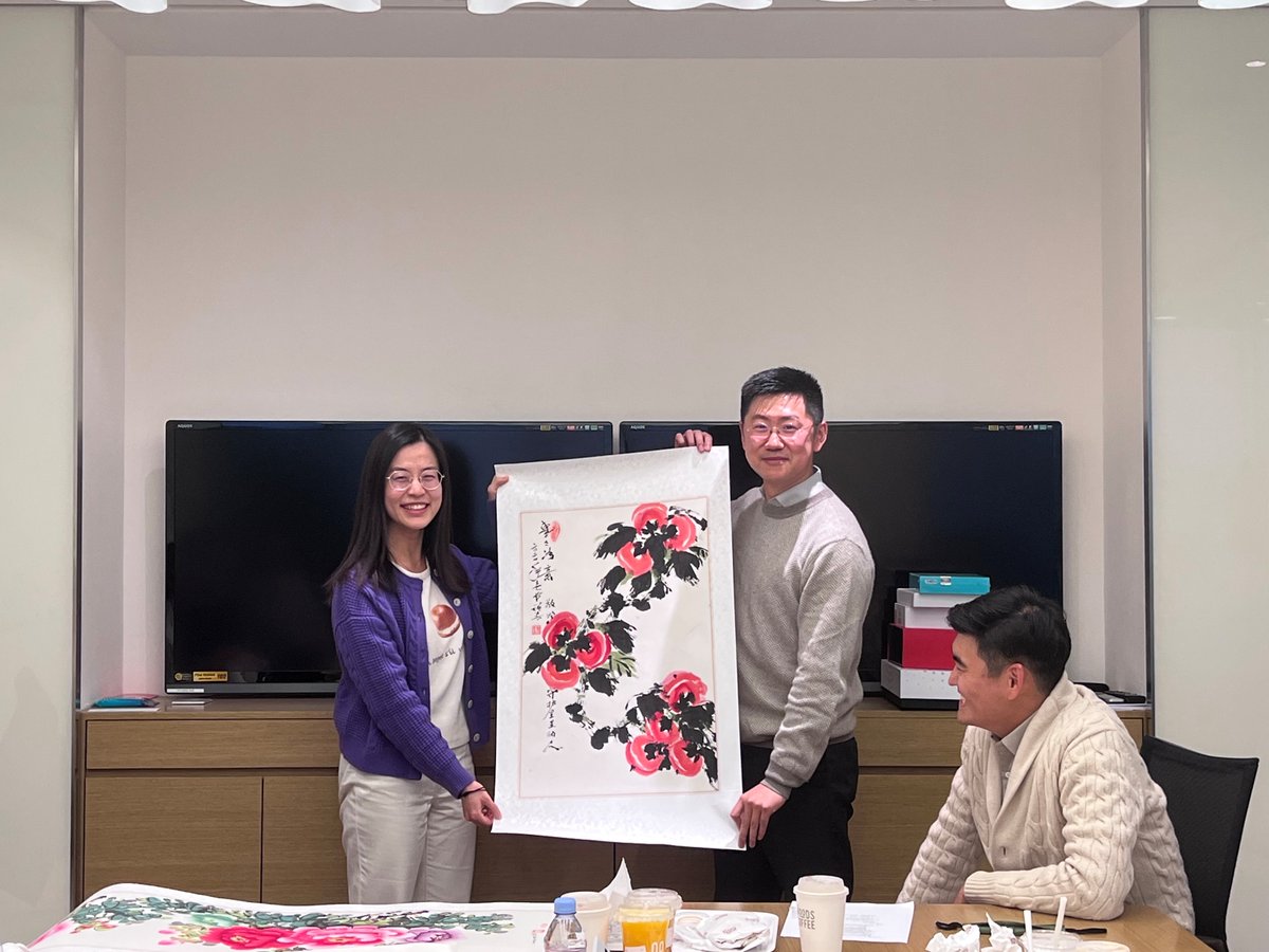 Congratulations to our colleagues in Beijing 🇨🇳 who organized a mini second-hand goods auction to benefit the #foundation. More than 1500€ has been collected ! Such a great initiative !