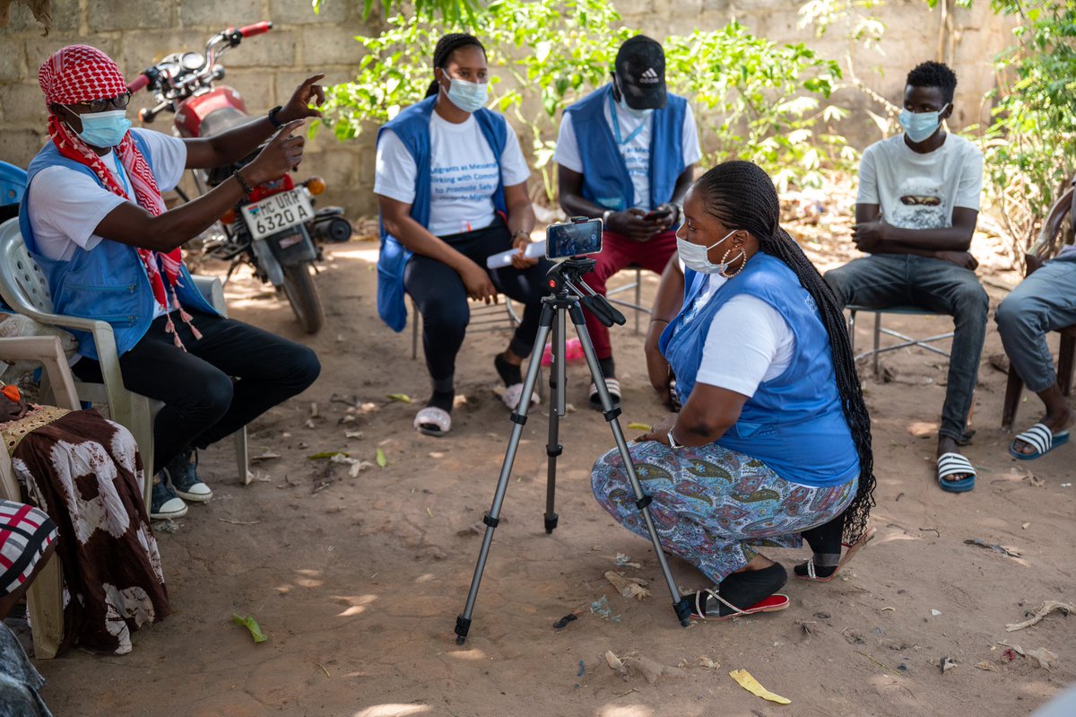 MigrantsM's tweet photo. MaM Volunteer stories : "The Migrants as Messengers project has given me more courage and has taught me to be more determined to reach my goals.” 👇
https://t.co/abimySXQ90...
#MigrantsAsMessengers https://t.co/qrUSYWlbdX