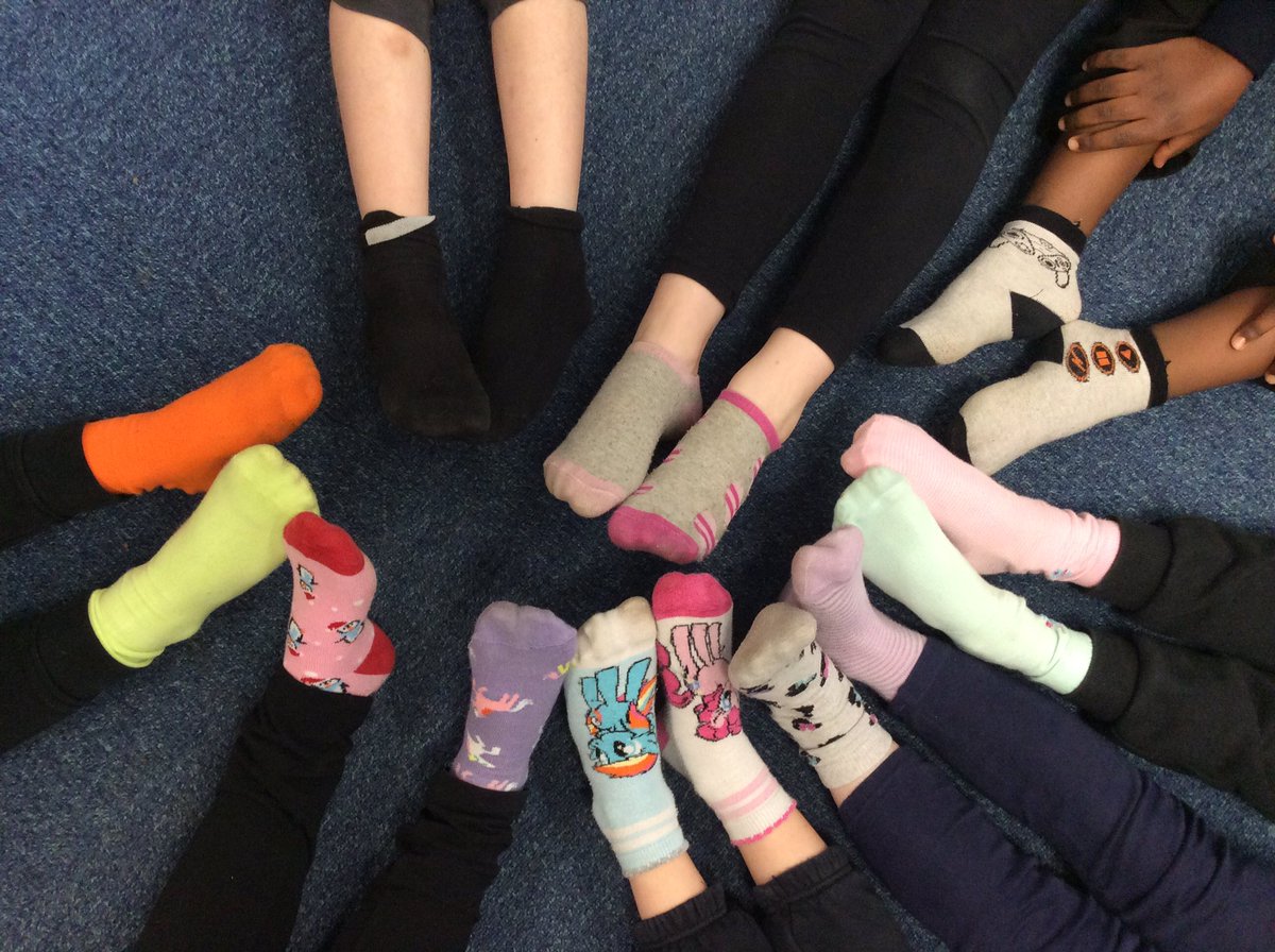 MsSteeleWB's tweet photo. Year 2 have enjoyed reading ‘The Same But Different Too’ to celebrate #AntiBullyingWeek . Our odd socks show how wonderfully different we all are. @wild_bank @ReadingatWB @TrustVictorious https://t.co/Qm8GyoWp4v
