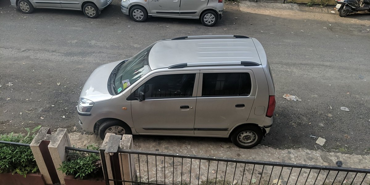 NeilDSilva8's tweet photo. @MTPHereToHelp this vehicle is obstructing the entrance to my building and my parking since yesterday. Veh no. MH01CH4273. Building is Sunplansy, Opposite Vrishi Complex, Holy Cross Road IC colony Borivali West Mumbai 400103. Please help! https://t.co/mpVPNwlr6E