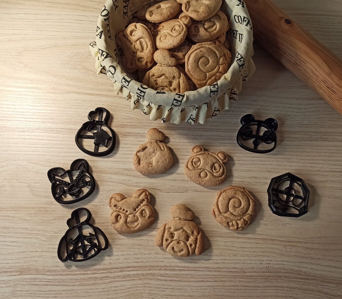 🍃Sorteo moldes de galletas The Legend of Zelda o Animal Crossing!🍃

Gana:
- Un set de 5 moldes de galletas (A elegir entre Zelda y Animal Crossing)

Requisitos:
- Follow y RT
- Menciona a un amigo
- Residir en España

El sorteo acaba el 25/11

Mucha suerte!