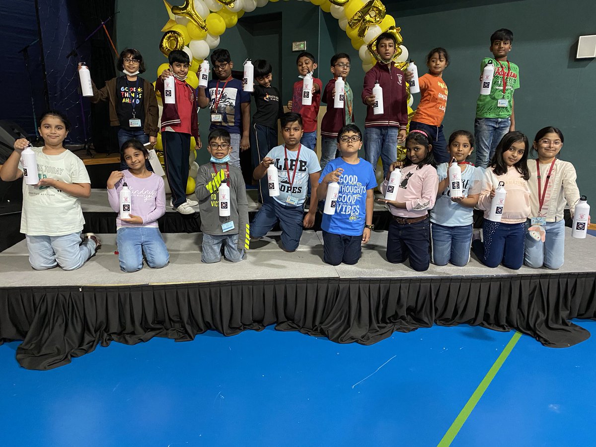 Srushti91836599's tweet photo. ‘There are some things we cannot buy, one such thing is our childhood days, they’re precious and priceless.’ #NMS celebrates children’s day 🥳🎉#Bachpan2022 💖 #class3F @ShettySampoorna @gemsnms_alkhail https://t.co/3IaDPy3BA8