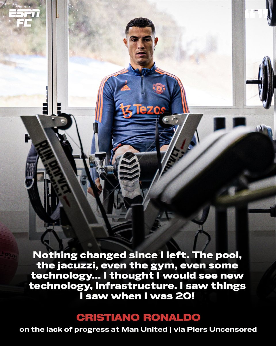 ESPNFC's tweet photo. Cristiano Ronaldo couldn't believe what he saw when he returned to Man United 🏋️‍♂️ https://t.co/fIYJYPoSHE
