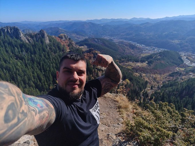 #mountains #NatureBeauty
#NatureBeauty #NaturePositive #tattoo #TattooedDaddy #tattoomodel 
#beardedman