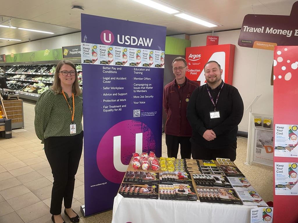 Running Respect for shopworkers campaign at Sainsbury’s East Grinstead #respect4shopworkers #freedomfromfear @rabdonnelly2010 @gulljamie1 @DaveMccrossen @PaddyLillisGS @UsdawUnion