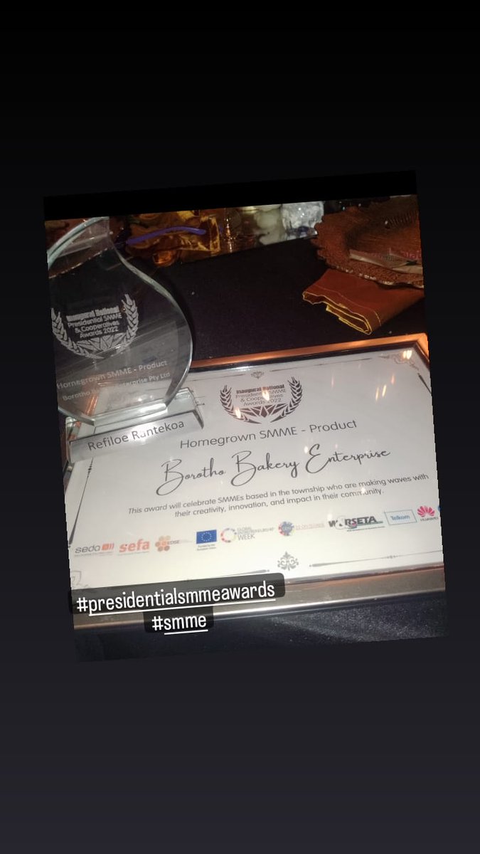 BorothoBakerySA's tweet photo. Today we've just Won 🏆 an award. Best home-grown Product of the Year. Awarded by SMME Presidential Awards  @stellarated #PresidentialSMMEawards #GEW2022 
@GEN22OnSloane https://t.co/0hy1td9M5k
