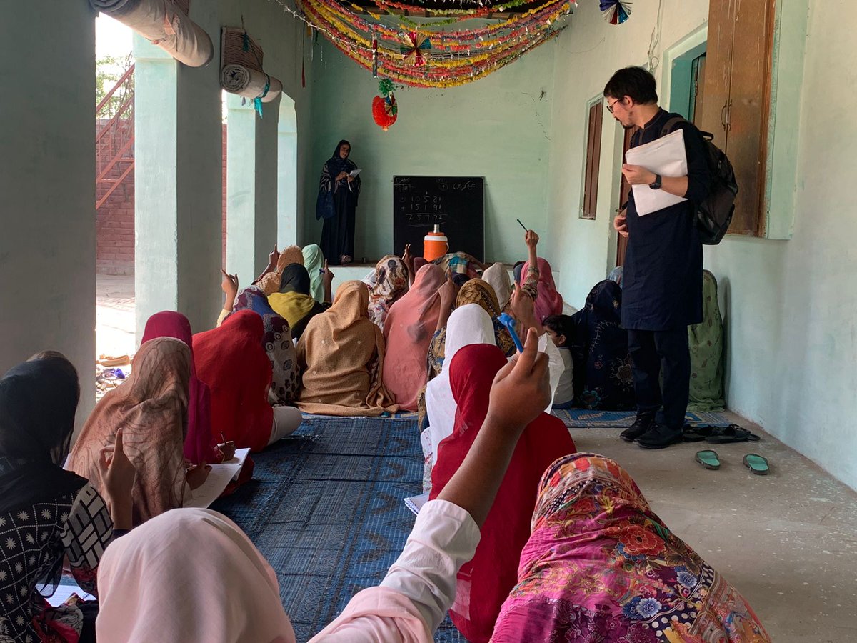 AqalJica's tweet image. * Testing of Math Baseline Tools
* Math Class observations 
*Math-demos by the Specialist
Its all happening during the visit of #MathSpecialist, Mr Kohei Nakayama with Team JICA-AQAL visiting Village Mian Ali Juj SyedWala, Distt Nankana Sahib by partner @sanjhpreetorg