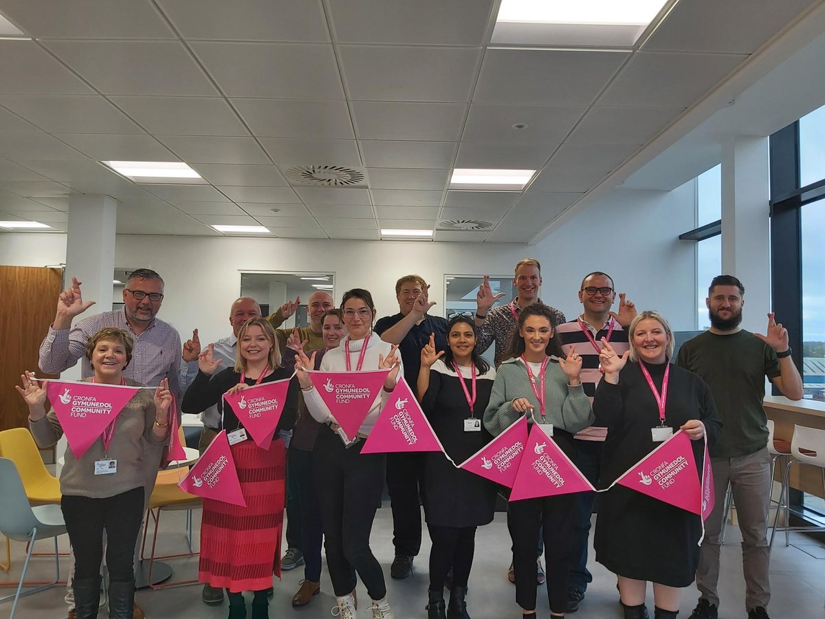 Every seven minutes we back a community project that makes amazing things possible and today we’re recognising the #NationalLottery players that help us to do this. 

#ThanksToYou we can continue to fund things that matter to communities and make a real impact on people's lives.