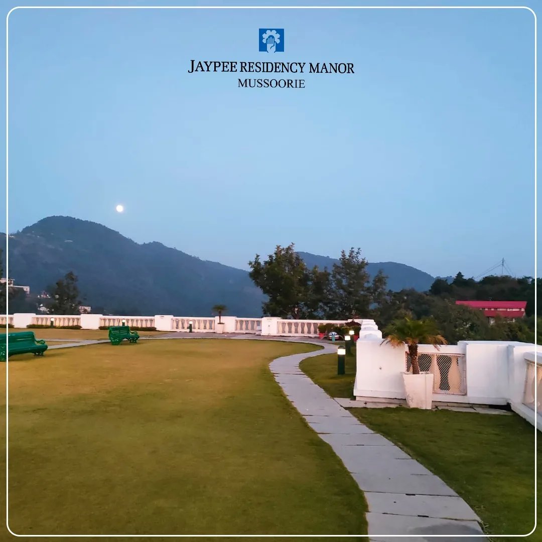 jaypeehotels's tweet photo. Nestled at a hilltop, every nook and corner of Jaypee Residency Manor, Mussoorie is magical. Come, witness this symphony of sunset and moonrise, while you unwind in the fresh air by our landscaped gardens.
.
.
.
.
.
.
#jaypee #jaypeehotels #party #weddingparty #statcation https://t.co/Qtpa9CuhBv