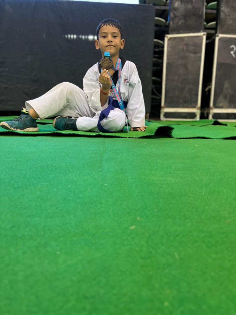 DPSGDehradun's tweet photo. #WeareDPSG
#42YearsofTrust
#DPSGSociety
#DPSGDEHRADUN
#Taekwondo
#TaekwondoChampions
#ChildrensDay2022
#CBSEBestSchool
#CBSE
Feeling very happy to share with you that Kaustubh Bisht of Grade 2 won bronze medal in open national taekwondo championship๐ https://t.co/L0Jnc051j7