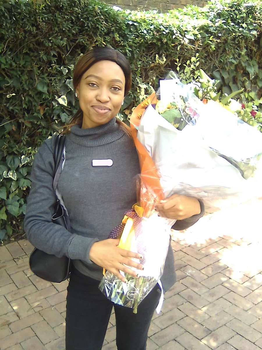 nonilovable's tweet photo. Happy birthday to me🥳🎂 

💐 Courtesy of my colleagues and employer ♥️ https://t.co/SIPCLtnMid