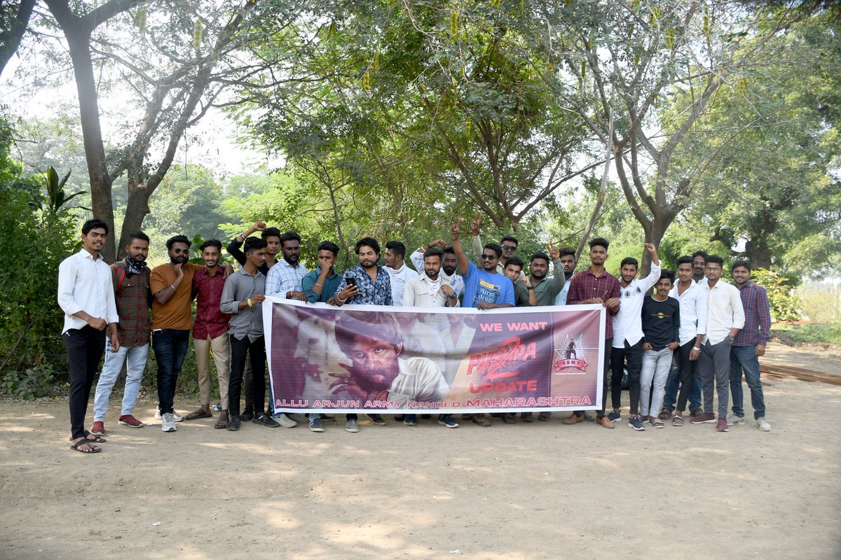 NitinLomte's tweet photo. We want #pushpaupdate 😡🤟
#alluarjunarmynandedmaharashtra https://t.co/W89h0ResT5