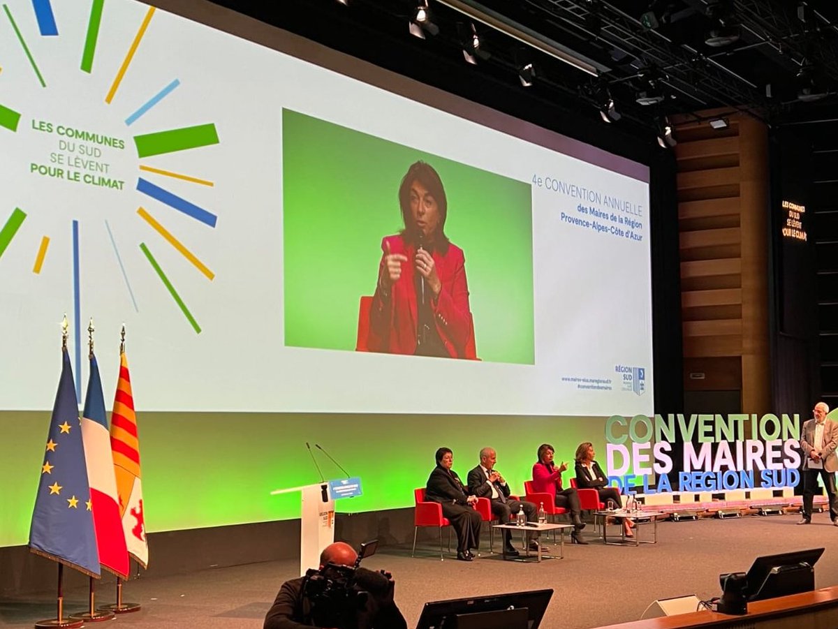 4e édition de la convention des maires de <a href="/MaRegionSud/">Région Sud</a>.
Je suis convaincue que c’est autour des territoires que nous pourrons trouver les meilleures solutions aux grands enjeux des transitions notamment écologiques.