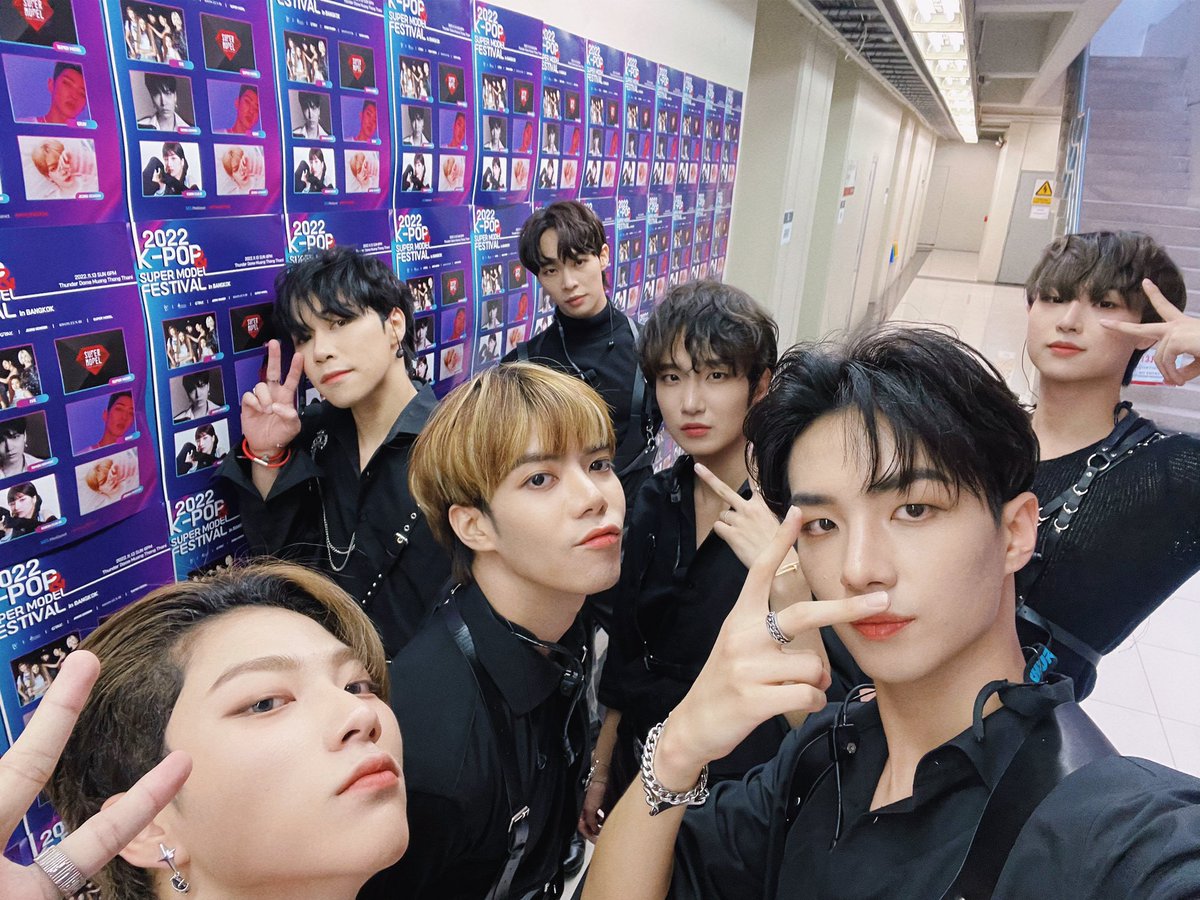 The7_official's tweet photo. สำหรับงานเมื่อวานพวกเราขอบคุณทุกคนมากๆครับ ที่ส่งเสียงเชียร์ และเป็นกำลังใจให้พวกเรา พวกเราจะพัฒนาตัวเองให้ดีขึ้นอีกครับ ✨💕

Thank you everyone for supporting us we will improve ourselves better 

#SevenStarsTH 
#Yongkwon #Yunmin #Woochul
#oppopp #YOYOthanawin
#ppeanutp #AlanPa https://t.co/HAgShxIJpE