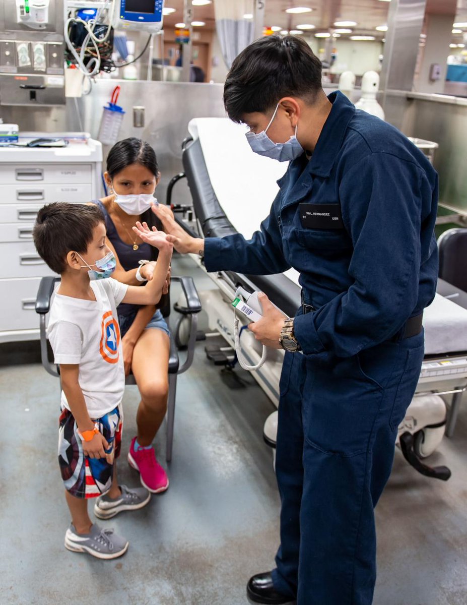 NavyMedicine's tweet photo. As part of the Continuing Promise 2022 aboard the USNS Comfort Cmdr. Donahue performs laparoscopic cholecystectomy on a Honduran citizen. Learn more at https://t.co/yYNfrnypPn https://t.co/0N6UqD192b