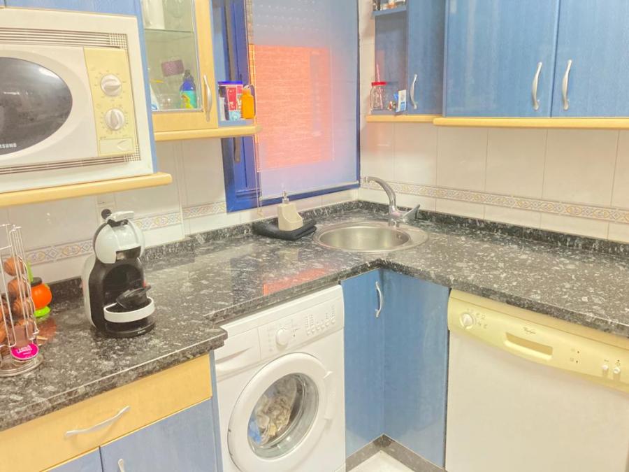 InmoCoaching's tweet image. Se vende piso en Trobajo del Camino de 115 metros construidos con 3 dormitorios, 2 baños, salón y cocina amueblada con electrodomésticos. Garaje y trastero incluidos. Si te interesa, contacta con nosotros ---&amp;gt; inmocoachingleon.com/htmlphp/propin…