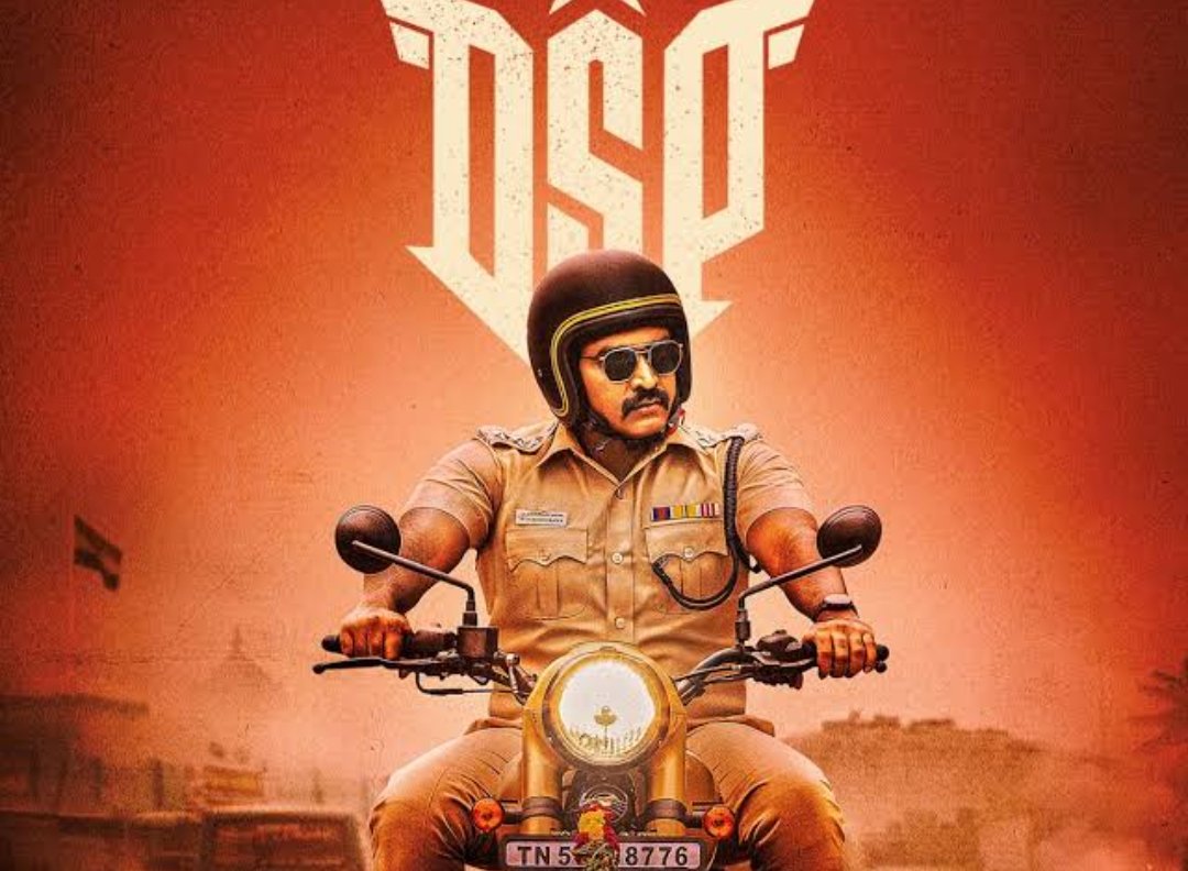 Sivaprasanth5's tweet photo. #VJS46 #DSP Update 🔥
#VijaySethupathi - Commercial cop who became police just to hit someone.
#AnukreethyVas - Volleyball player who wants to become DSP but fails
#ShivaniNarayanan - Cop in VJS Station
Totally 3 Songs -
1st single sung by #UditNarayan more of insta reels type https://t.co/o6EPdWH37G