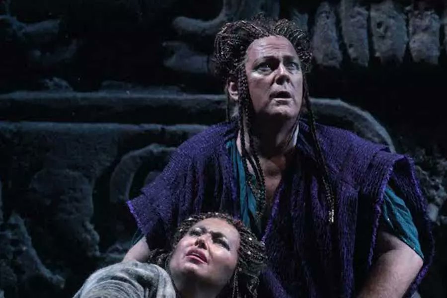 TeatroMAD's tweet photo. ÚLTIMOS DÍAS - 'Aida'
Últimas funciones para disfrutar en el @Teatro_Real de esta ópera en cuatro actos con música de #GiuseppeVerdi dirigida por #HugodeAna.
¡Que no te lo cuenten! 👉 https://t.co/TlhxtsUqns https://t.co/1lM5KAWIEc