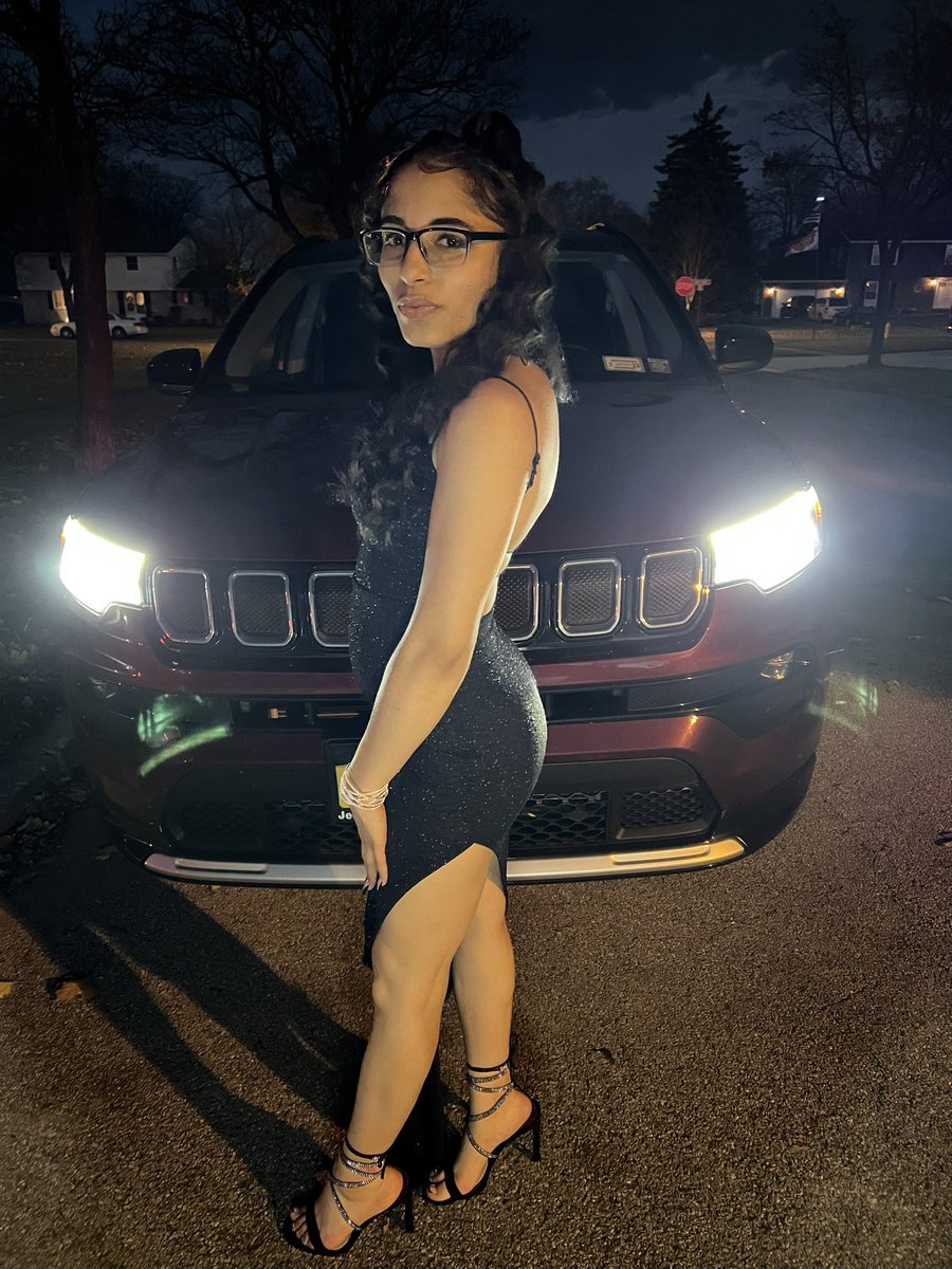 carleshiaevans's tweet photo. Last week at the black nurses gala 🥵😍🖤 #blacknurses #blacknursesgala #blacknurseskillinit https://t.co/PTx2lW2sTQ
