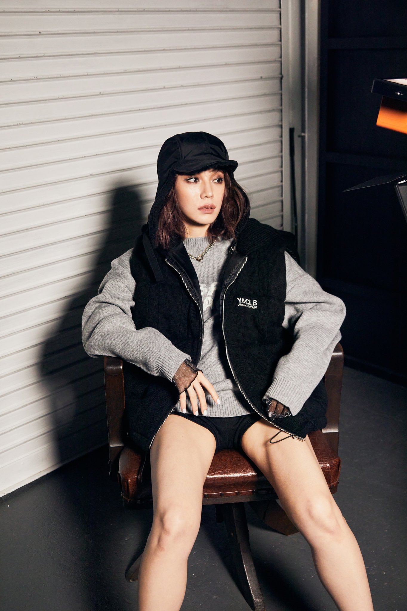 ACLENT×古川優香 フーディニットダウンベスト ACLENT×古川優香 フーディニットダウンベストブラック