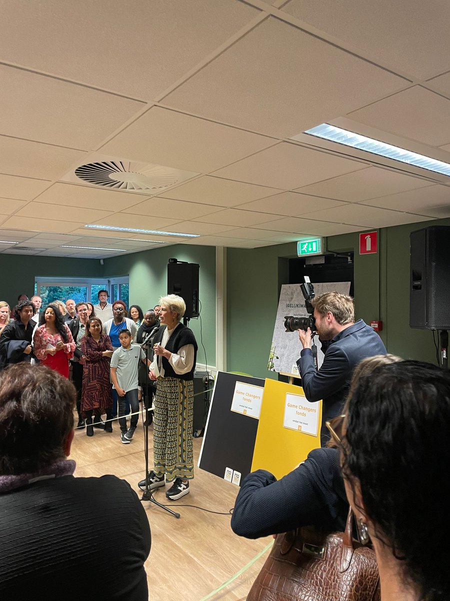 BenninkLaurys's tweet photo. Afgelopen zaterdag werd in Almere #number90 geopend. Een plek voor herstel.
Zeer indrukwekkende opening met emotionele verhalen. Wethouder @ftdejonge verwoorde het: 'een stemmetje in je hoofd dat je telkens moet uitschakelen als je de verhalen hoort'. https://t.co/qlyY9eZv74