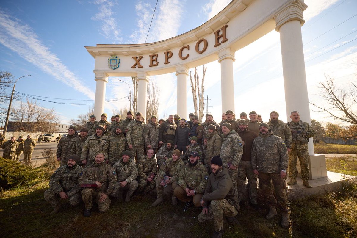 olgatokariuk's tweet photo. Zelensky visits liberated Kherson, gives awards to Ukrainian military there https://t.co/mwuqeyrZI2