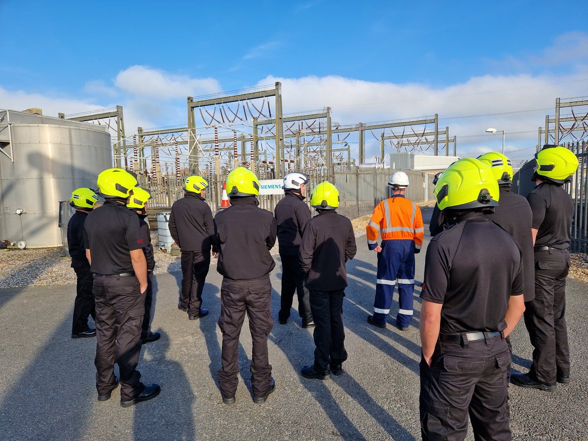 HenfieldFire's tweet photo. A quieter weekend for the station call wise but still a busy one! Saturday we joined @station_62 in a very informative walk around our loclal substation with @UKPowerNetworks then on Sunday the crew paid their respects in the local rememberence parade #WSFRs #stn56 #retained https://t.co/o4jVT9ZsId