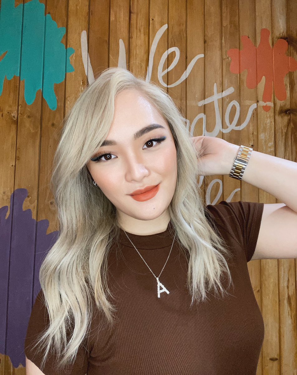 djalice1075's tweet photo. Alice Targaryen, the First of Her Name, Queen of the Roadshow, Protector of the @wish1075 bus— compels you to check out @AztaUrbanSalon’s DISCOUNTED HAIR SERVICE BUNDLES! Get 15% OFF at Azta SMDC Jazz, SM North Towers and McKinley Hill until November 30, 2022! 👱🏻♀️🐉 #StyledByAzta https://t.co/r8ovZXpW7O