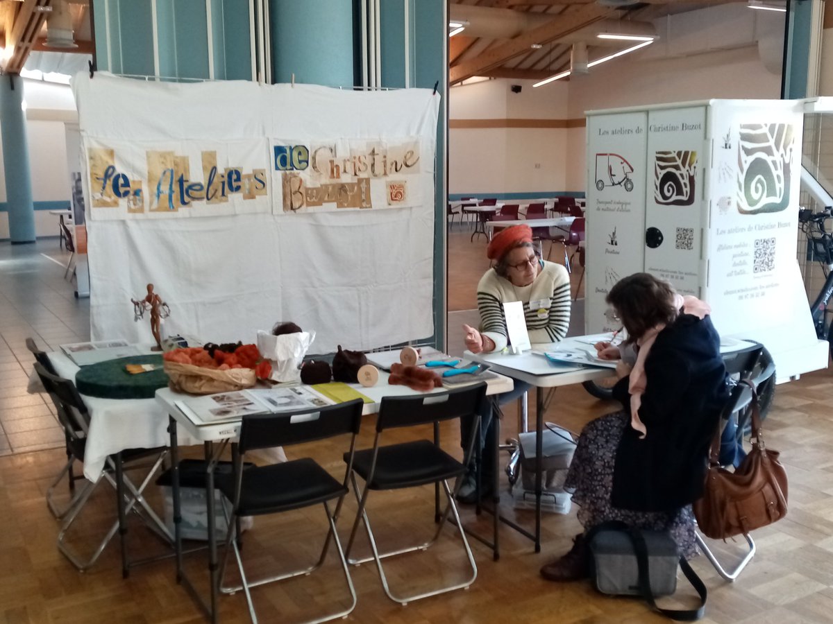 vlnchartres's tweet photo. #SEEPH Top départ pour la journée place des talents à #chartres. Ce matin, présentation des réussites d' Entrepreneurs en situation de #handicap. 21 #entreprises ont répondu présent pour le job dating #Emploi #inclusion @Capemploi_ @poleemploi_RCVL https://t.co/VGTaIUZW9b
