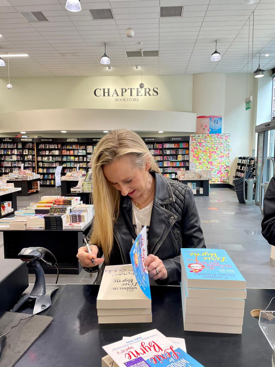 chaptersbooks's tweet image. Given that it is Monday morning, she looks like she is just out of her teens, but has 2 young children and 9 books under her belt, Caroline Grace Cassidy should be scary as hell … instead she loveliness personified! Gorgeous start to the week!