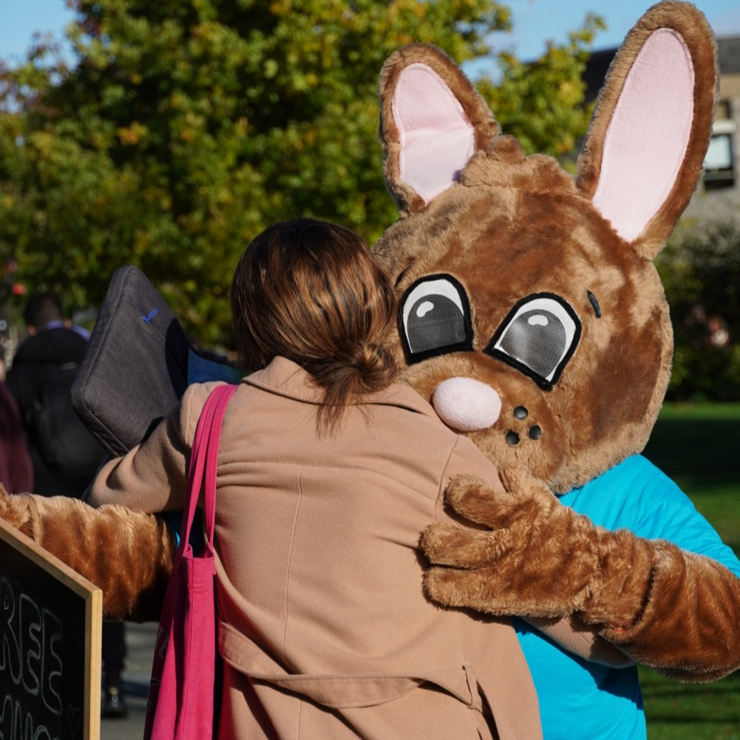 Kent Bunny was out and about spreading kindness and positivity with free hugs on campus last week ❤️ 🤗

#WorldKindnessDay