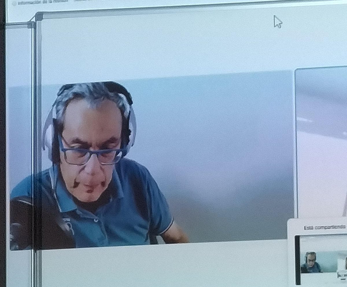 Svetlanazzelen's tweet photo. Hola a todos! Quiero agradecer a  @blogpocket por una videoconferencia interesante #mailchip #newsletter
@Clase_CyAC #CyACartuja https://t.co/5HQEwjnVIH