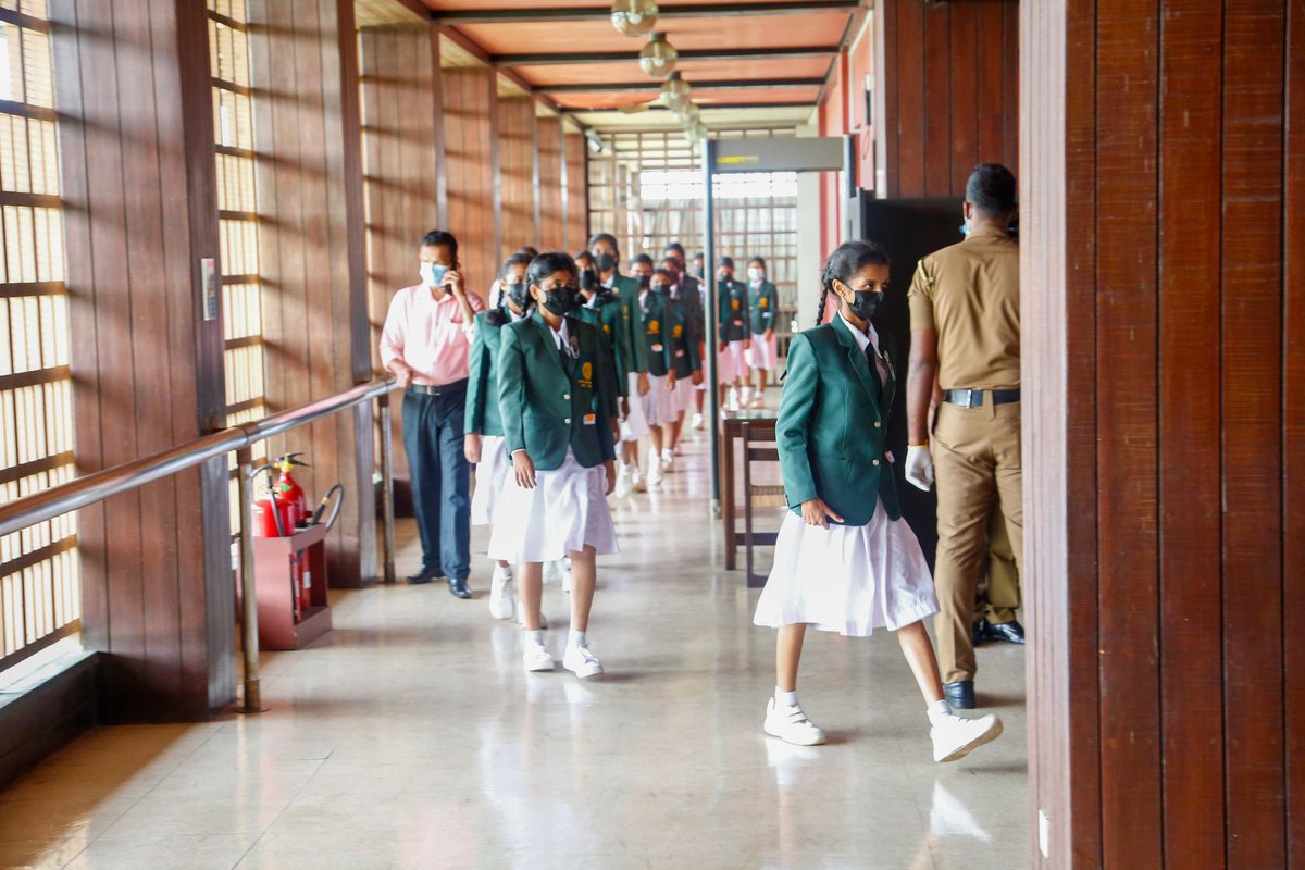 For the first time in history, school students and youth participate during the budget speech!

 #Budget2023LK #SLparliament #lka #SriLanka #9thParliamentLK