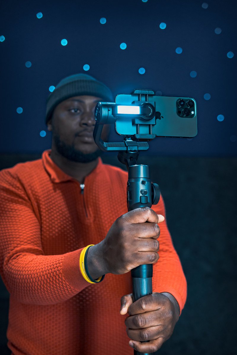 ZhiyunTech's tweet image. White or Gray? 🤩 #SMOOTH5S
What&apos;s your take? 👇👀
.
#TellBetterStories #smartphonestabilizer