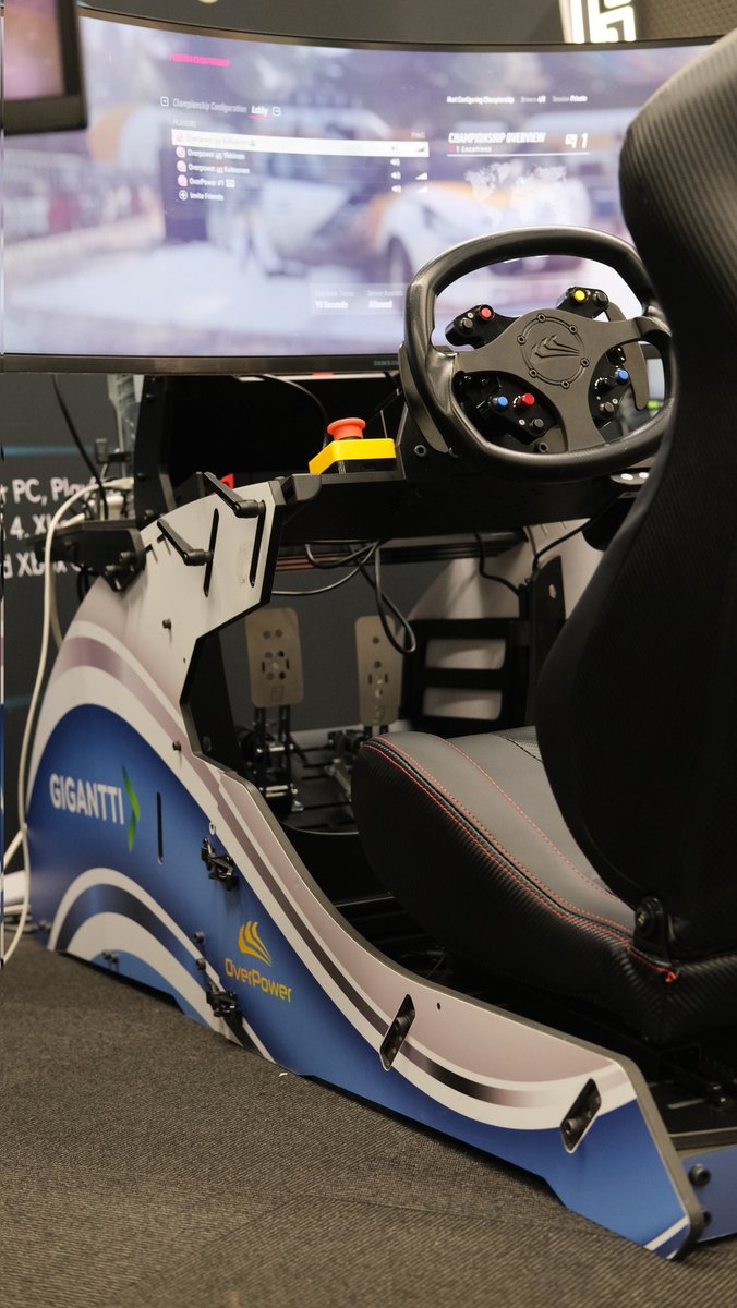 OPGG_FI's tweet image. Pitkä talvi edessä ja moottoriurheilun sarjat tauolla. Kyltymätön kilpailuvietti paukuttaa takaraivossa ja ajamaan tekisi mieli niin maan mahdottomasti? Ota tilanne haltuun ja tilaa OP paikalle! Pistetään töpseli seinään ja pannaan hanat auki! Lue lisää: overpower.gg/fi/op-racing