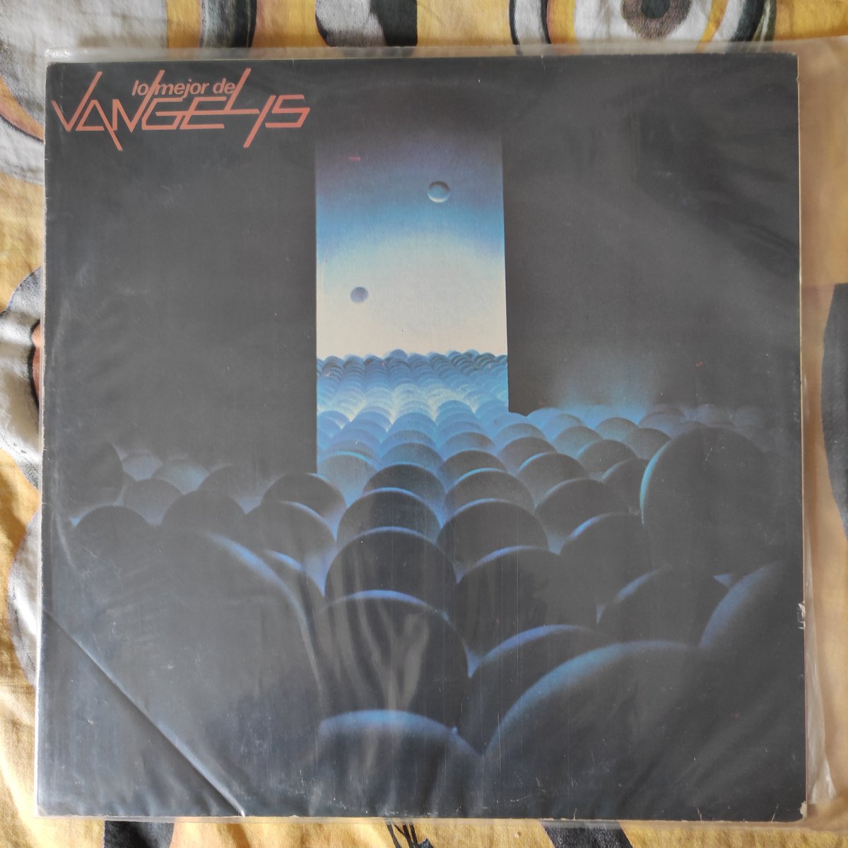 juanjoharo's tweet photo. Tres más para la colección
#musica #vinylcollection #vinyl #backtovinyl #kimwilde #pop #geek #topjuan #friki #popmusic #eighties #retro #vintage #eddiemoney #ohwell #vangelis https://t.co/CZsoz0gIcA
