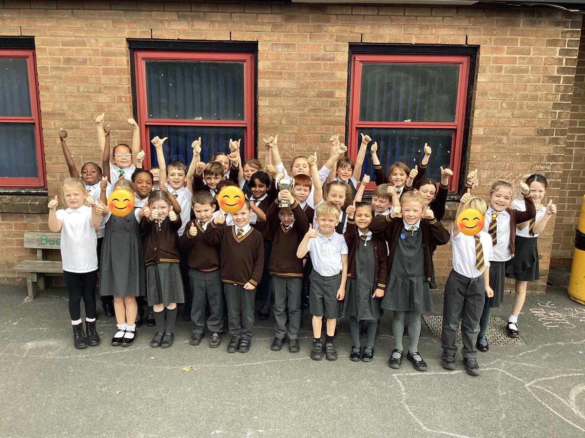 WE DID IT AGAIN! Class 4 have had another week of excellent attendance! Keep up the hard work everyone. 👏🏆