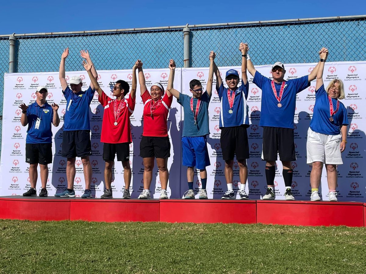 SOSoCal's tweet photo. #SOSCFG is a wrap with medal ceremonies, congratulatory hi-fives, and tons of love! Congratulations to all athletes and a β¨BIGβ¨ thank you to each and every supporter for helping to make both days a success! Woo hoo! We did it. β€οΈπ₯πβ½οΈπΎπ₯π
#WeAreSOSC #FallGames #MedalMonday https://t.co/7lwgHUUDVf