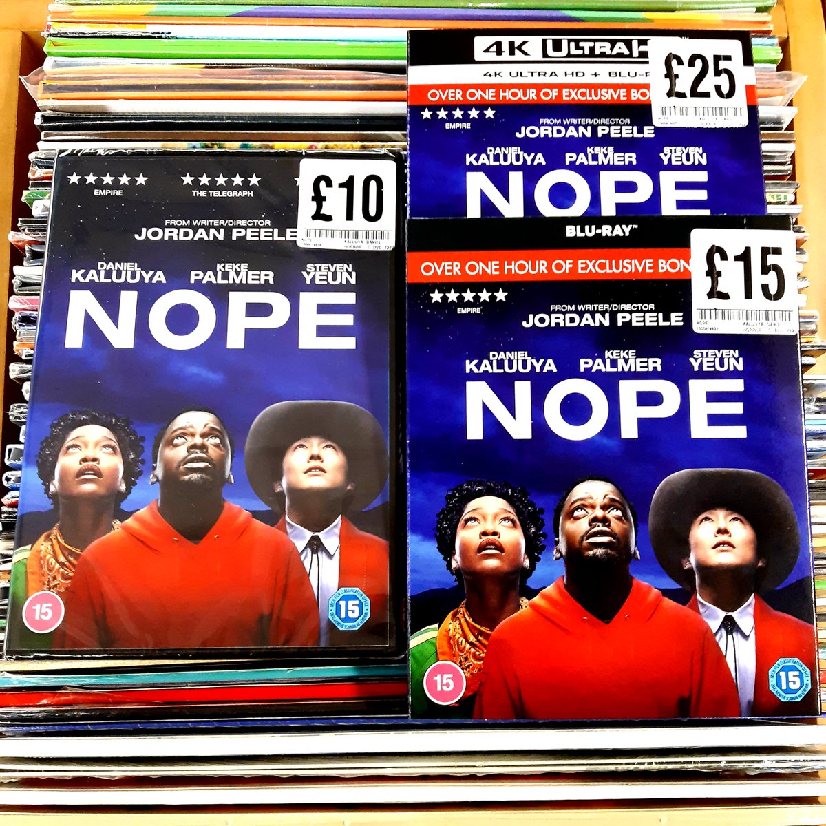 FOPPofficial's tweet photo. NEW MOVIE MONDAY

• #Nope 
• #OrphanFirstKill / #Orphan 2 movie collection
• #BlueHawaii

#gettfopp #DVD #Bluray #film #cinema #physicalmedia https://t.co/n24qQzQRbi