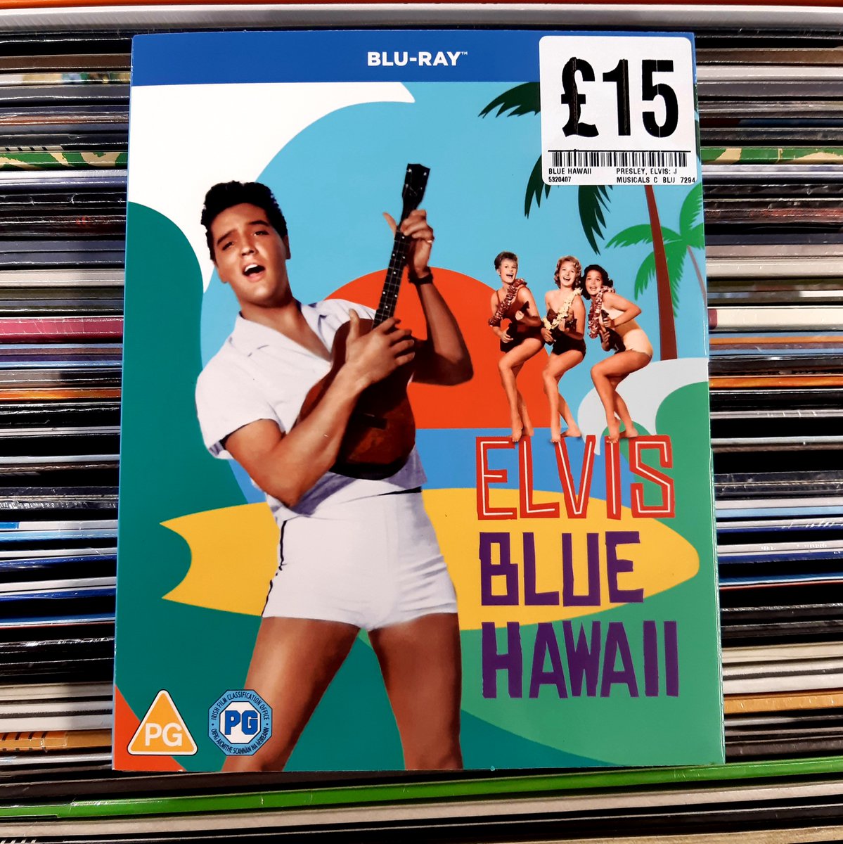 FOPPofficial's tweet photo. NEW MOVIE MONDAY

• #Nope 
• #OrphanFirstKill / #Orphan 2 movie collection
• #BlueHawaii

#gettfopp #DVD #Bluray #film #cinema #physicalmedia https://t.co/n24qQzQRbi