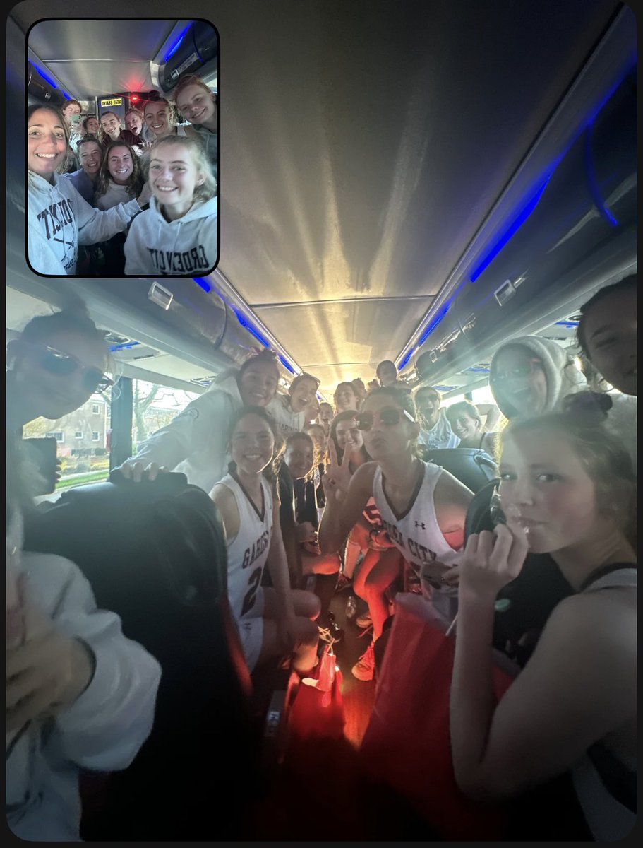 MrsLavelle's tweet image. The BEST group. And another unforgettable season! Stings a bit right now but we beat a lot of odds. Love them all so much. Beyond proud of what they accomplished this season.  Always worked their hardest, stayed positive, never gave up. What more could a coach ask for!❤️🏑 #GCFH