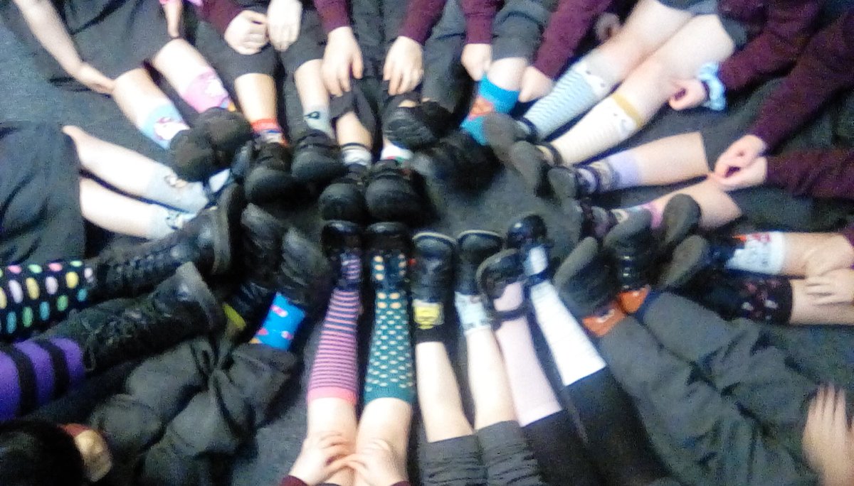 SBurlandClass's tweet photo. It was lovely to see many of the children wearing odd socks today for Odd Socks Day to represent how we are all unique and for Anti-Bullying Week. 

#OddSocksDay and
#AntiBullyingWeek https://t.co/71SQbh6pC4