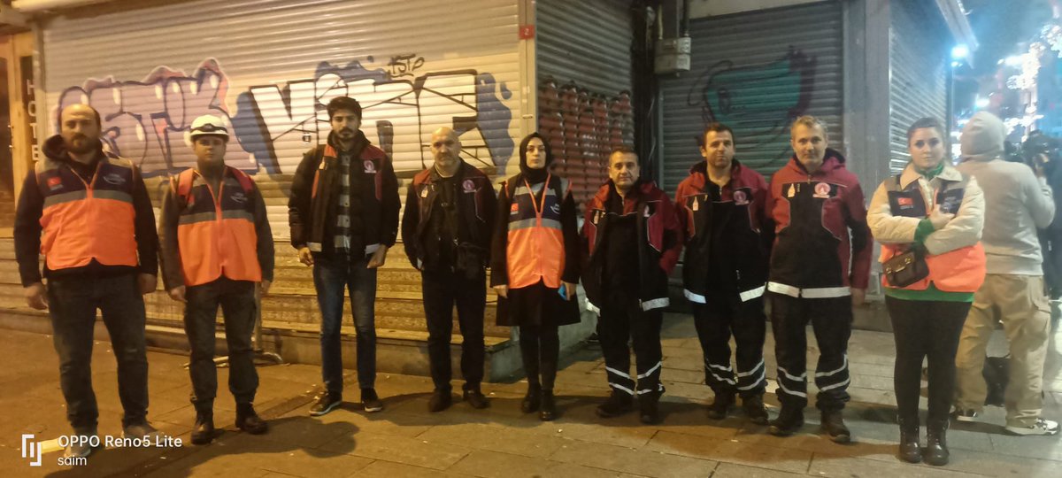 adkaptan's tweet photo. 🇹🇷Devletimizin ve milletimizin yanindayiz iyi günde olduğu gibi kötü gündede 🚨🫂🇹🇷 Milletimizin Başı Sağolsun 😔 @Rustemdindarol @haydaraliyildiz @BeyogluBld @suleymansoylu #beyak #beyoglu #taksim #TeroreLanet #afadgönüllüsü https://t.co/jFFxmmuiHe