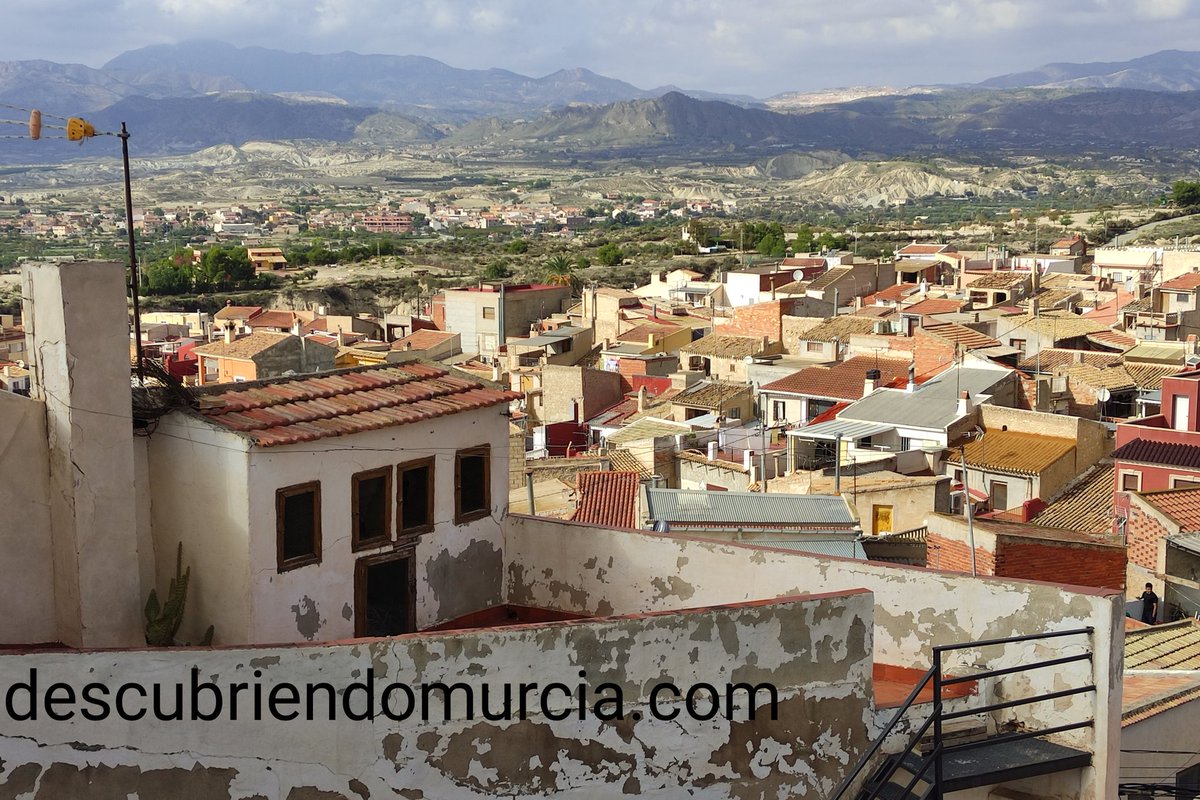 👑Se conserva la carta de los Reyes Católicos. 
🕊️Se dan órdenes para la protección de los palomos y de los 97 palomares en las torres de la muralla de #Murcia
💰60 maravedíes de multa a quien matase una paloma ajena
➕información➡️descubriendomurcia.com/historia-de-la…
📸Palomar en #Abanilla
