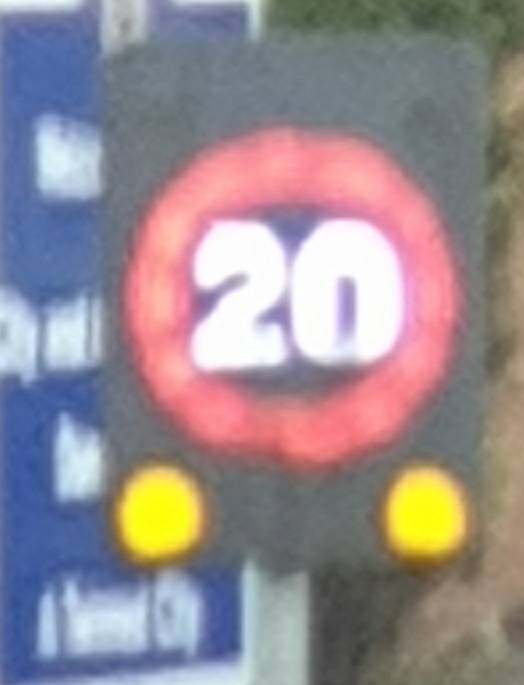 PSOSDunfermline's tweet image. Please drive carefully around schools and respect the  road markings double yellow lines and no parking areas.

#DunfermlineCommunityTeam 
#OpParamount