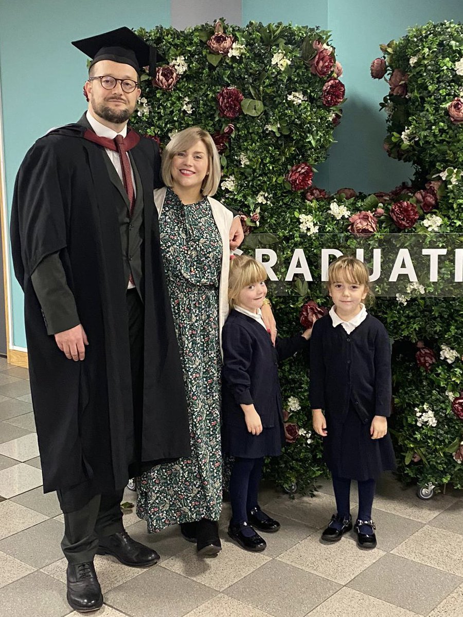 Kicked off #Graduation 2022 by picking up my Masters and the twins got the morning off school to cheer me on 🙂 #TeamHallam 🎉🧑🏻‍🎓🎉
