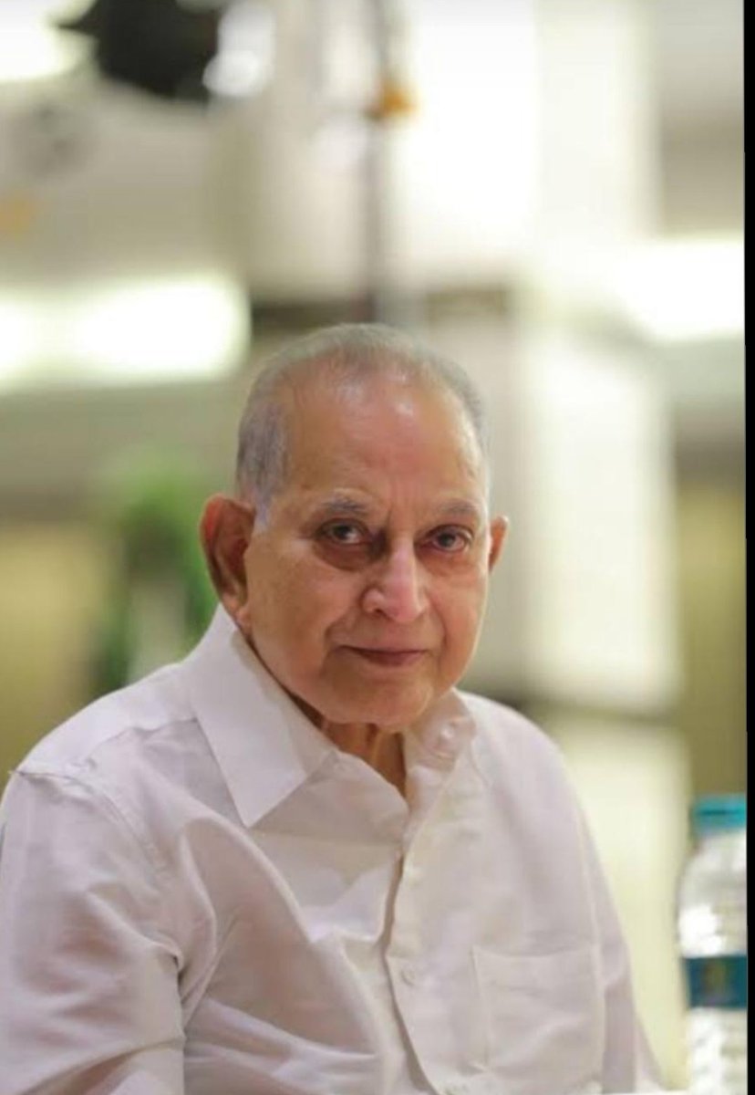 DeshmukhHarish9's tweet photo. Get well soon #SuperstarKrishna Garu sir 🙏
Wishing a speedy recovery 🙏
#KrishnaGaru #SuperStarKrishnagaru
#Krishna #KrishnaFans #Maheshbabu @urstrulyMahesh #GetWellSoonKrishnaGaru #Tollywood #cardiacarrest #Superstar #Guntur #SuperstarFans https://t.co/WlVytk09Wa