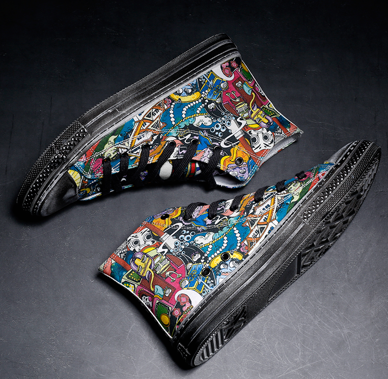 Skateboard shoes graffiti shoes men's punk wind flowers in the whistle board shoes men's national tide secondary yuan canvas shoes
#doodle 
#azuki