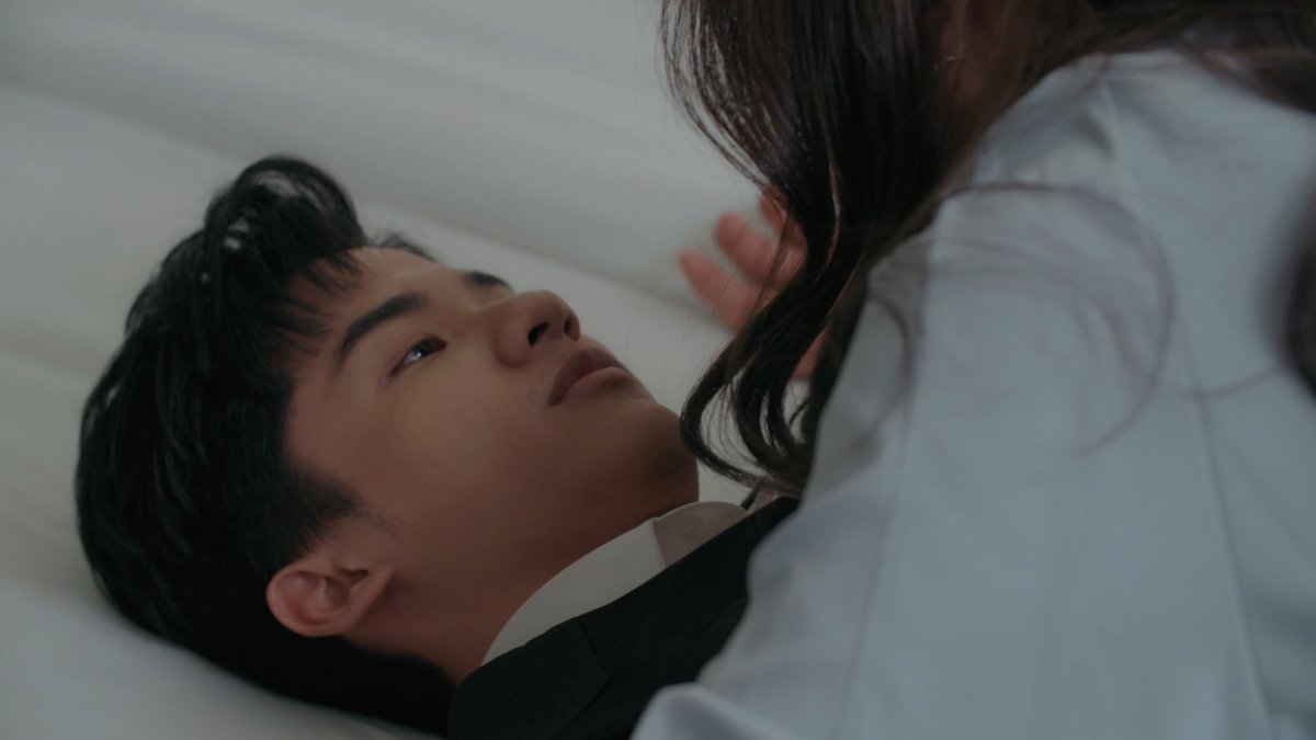 GMMTV's tweet photo. ทำไมผู้หญิงสมัยนี้น่ากลัวจัง #3GentleBrosEP11

#GMMTV
@Tawan_V @ppunpunsutatta https://t.co/EhsrWiWVK0